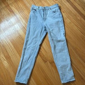 Gap denim light wash mom jean